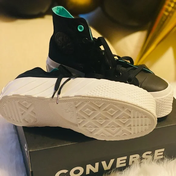 Chuck taylor converse Black/Electric/Aqua/White Size 7.5 Platform 2X - Picture 4 of 4